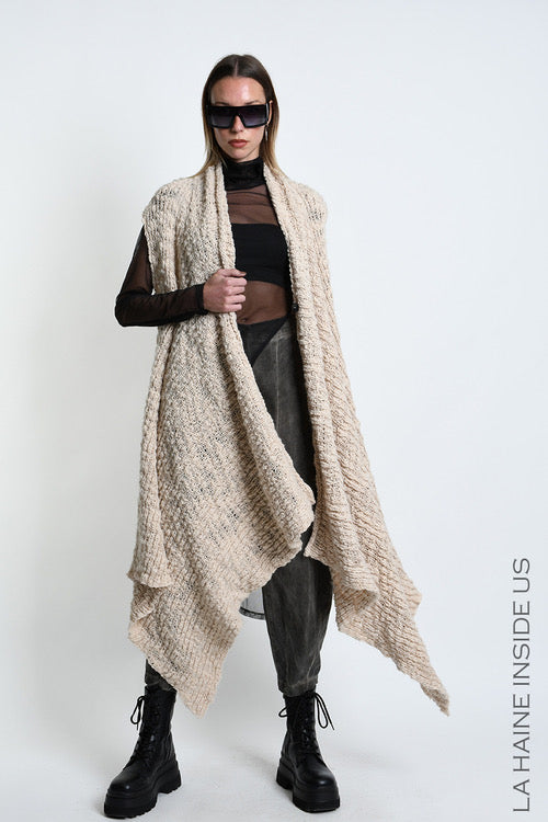 Lahaineinsideus, Strickweste