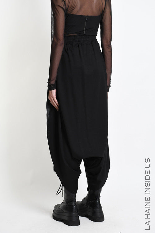 Lahaineinsideus,Hose