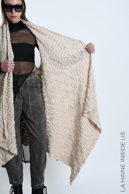Lahaineinsideus, Strickweste