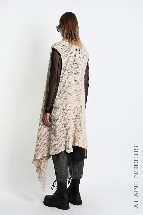 Lahaineinsideus, Strickweste