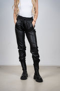 IYITO/Lederhose Carla